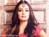 Dia mirza cool