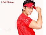 Shahid Kapoor Smart look