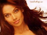 Bipasha Basu beautiful