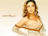 Kareena Kapoor pretty